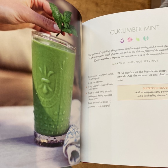 Super Food Smoothies. Recipe Book by Julie Morris - Picture 4 of 5